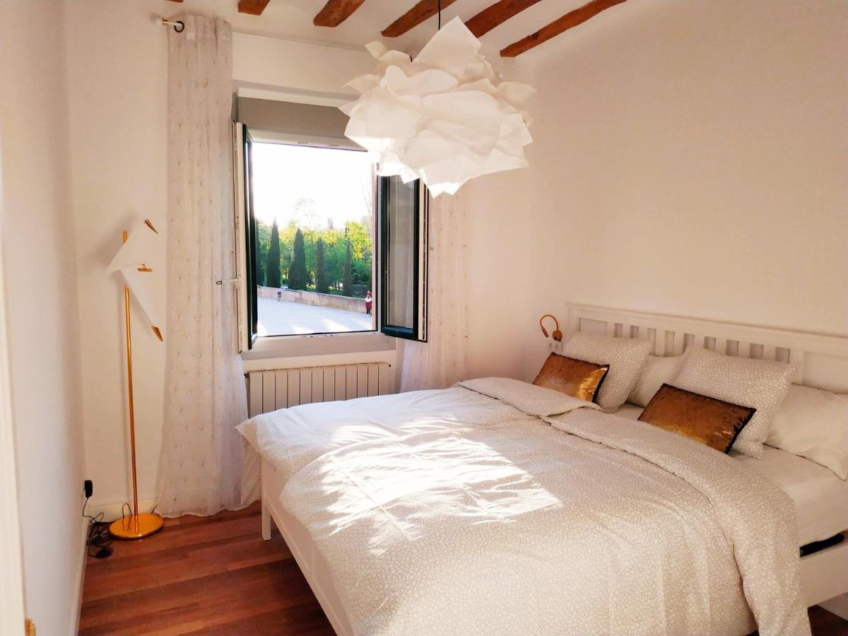 Апартаменты Lux Wood Loft With Air Con & Lift Логроньо Экстерьер фото